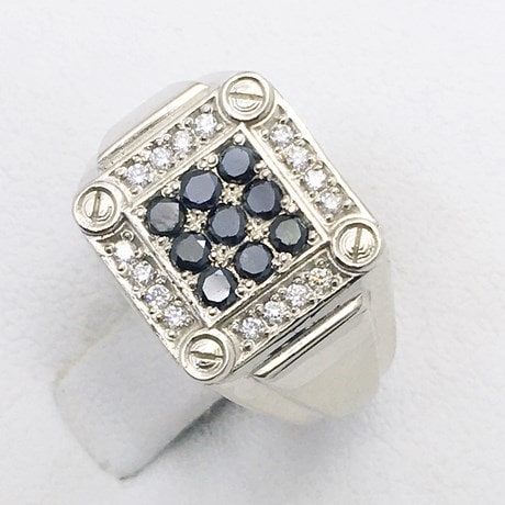 Or blanc 18 carats - Diamants noirs et blancs